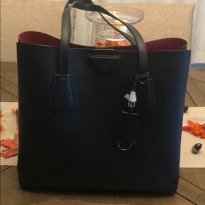 DKNY Donna Karen New York Tote Large Black